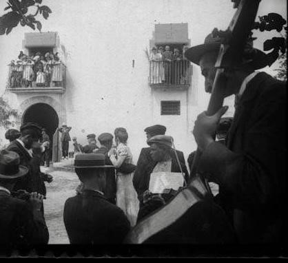 Festa Davant La Rectoria